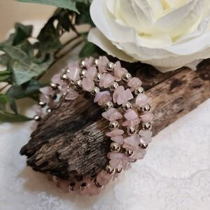Hand Crafted Bracelet With Silver Toned Beads And Pink Rose Quartz Chips